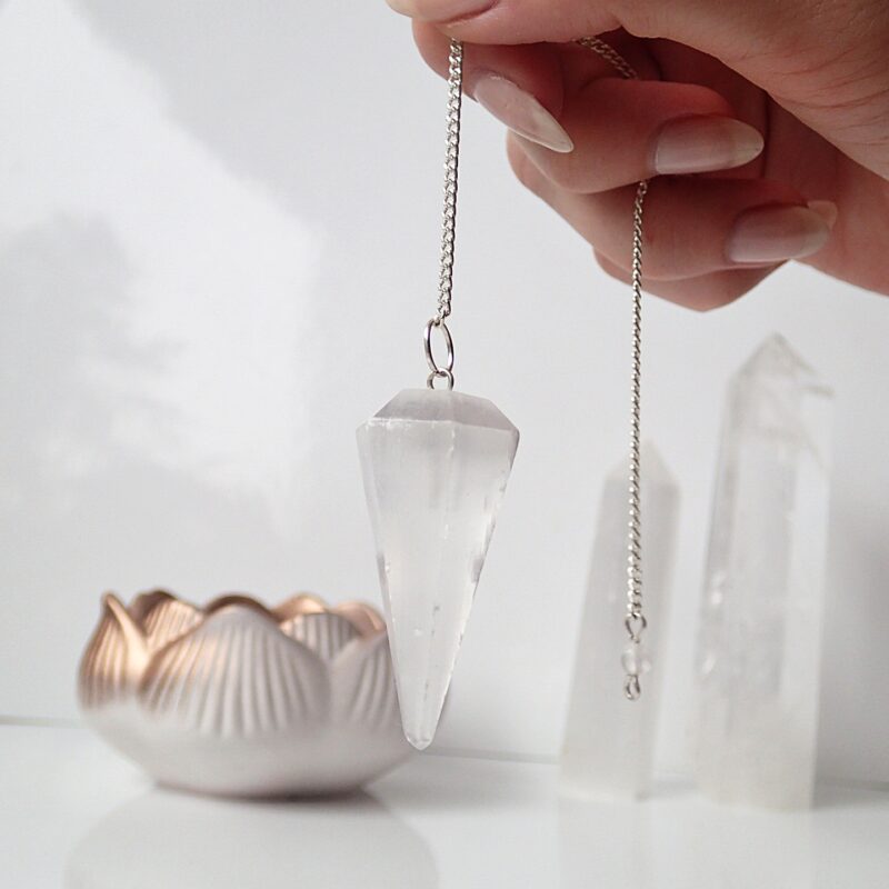 Kryształy i więcej